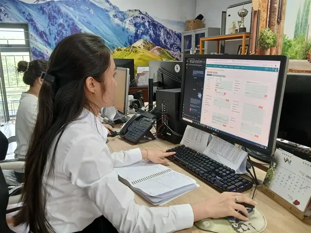Việt Nam chứng kiến làn sóng doanh nghiệp dùng AI vận hành không ngừng để nâng cao năng suất và cạnh tranh trong kỷ nguyên trí tuệ nhân tạo.
