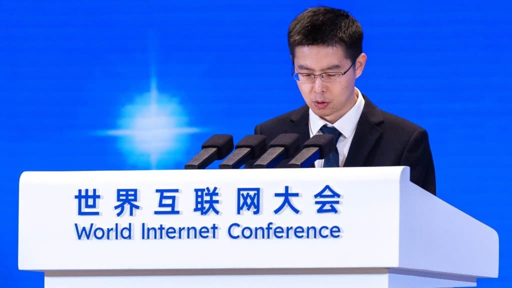 CEO Unitree nói robot hình người còn cần 5-10 năm để có ChatGPT moment vì rào cản generalization và độ chính xác vật lý.