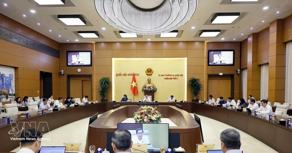 Dự thảo Luật Phát triển DNNVV mở cơ chế hỗ trợ startup công nghệ, AI bằng quản trị dữ liệu và vốn đầu tư mạo hiểm.